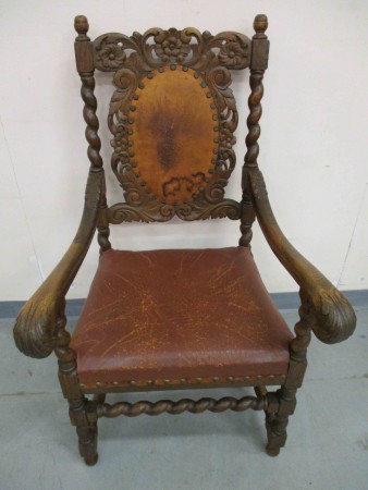 2355 - Kreslo dub 1899 kuze pouzita   -  3 300 kc